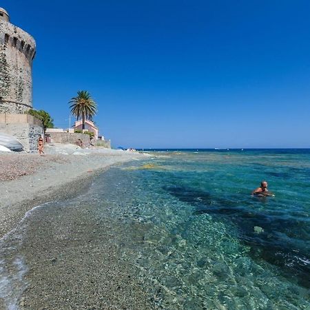 Appartement Vue Sur Mer Santa-Maria-di-Lota Dış mekan fotoğraf