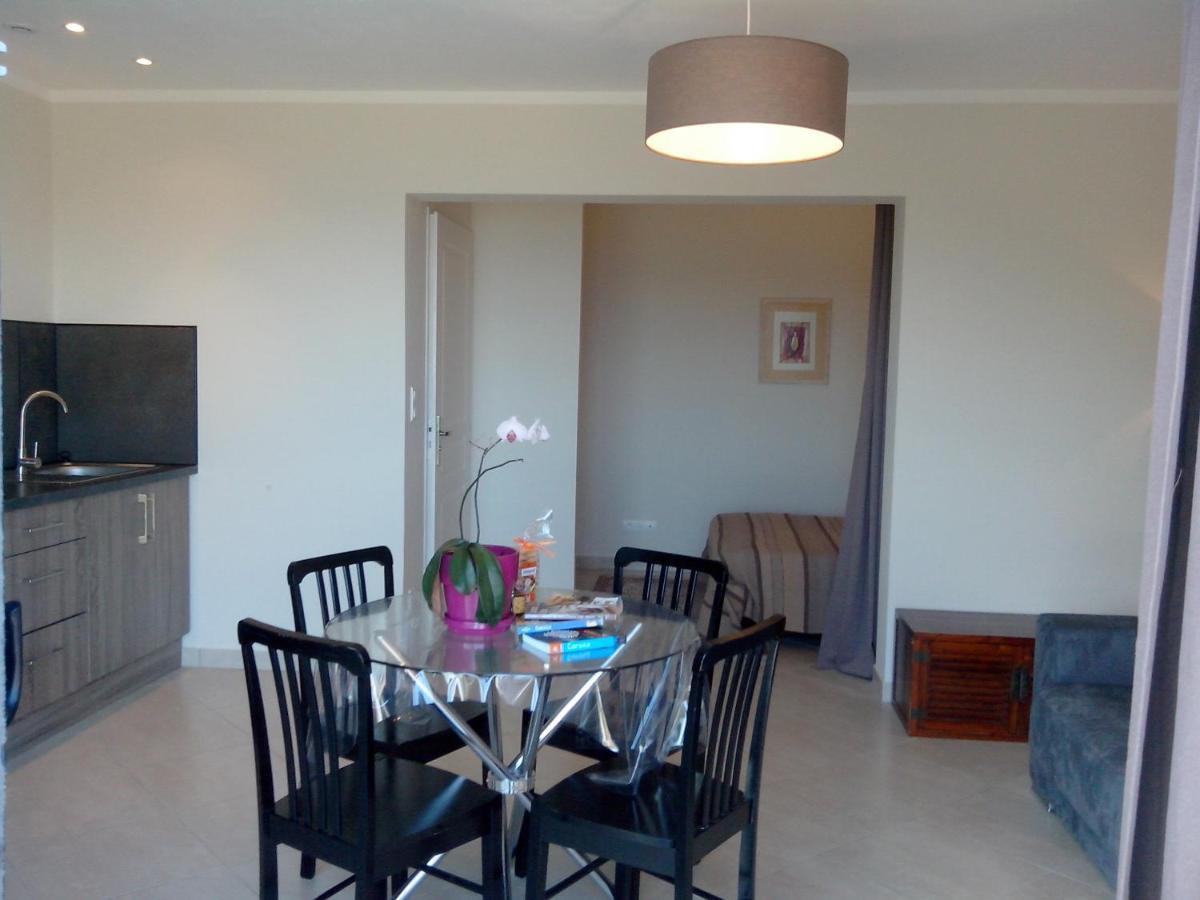 Appartement Vue Sur Mer Santa-Maria-di-Lota Dış mekan fotoğraf